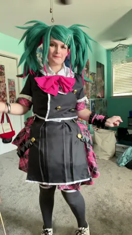 I need to wig style cries #la_cosplay #mikucosplay #hatsunemiku #leoneed #leoneedmiku #leoneedmikucosplay #leoneedpjsekai     