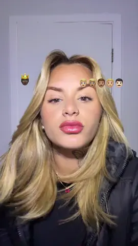 🫥