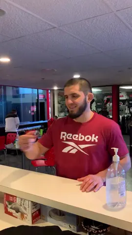 #islammakhachev #khabib_nurmagomedov #2020 P4P # 1 @islam_makhachev  in 2020 started getting his own packages at the same level like the 🦅from Fans. @khabib_nurmagomedov both  ruled the @ufc  lightweight division and back then Islam was getting rare nice gifts like this Gift 🎁. He only needed a 🔫 to become a real gangster😎@shi_nicole_taylor @tagir_ulanbekov @americankickboxingacademy @gorillafighting @gorillaenergy.rus #fathersplan🦅🦅 