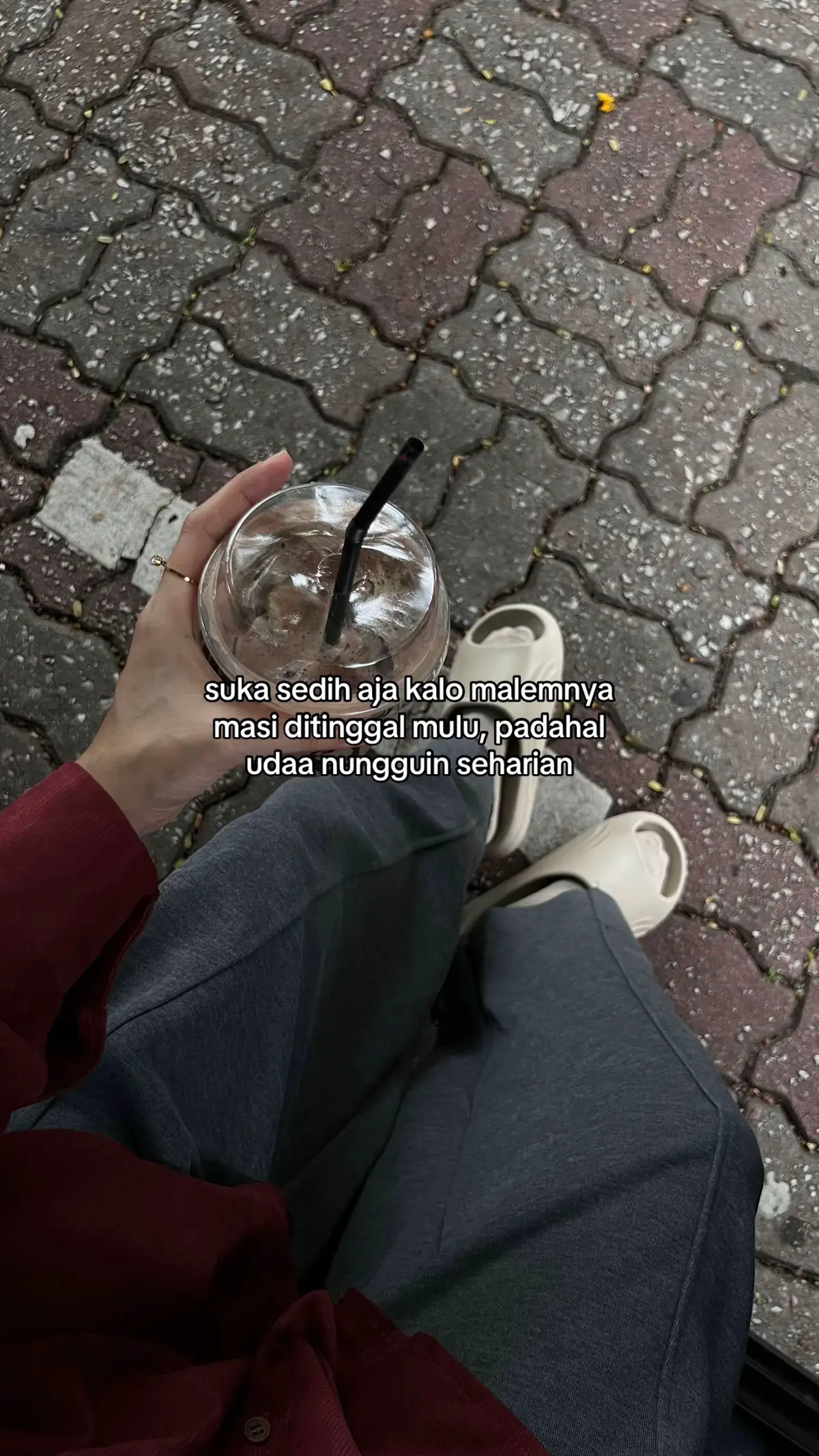 aplgi nungguin nya smpe ketiduran itu skit bngt