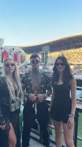 Dame un queee? 🐆 @Victoriavitt09 @AlexandraBoanta #insulaiubirii #untold #jaguarul