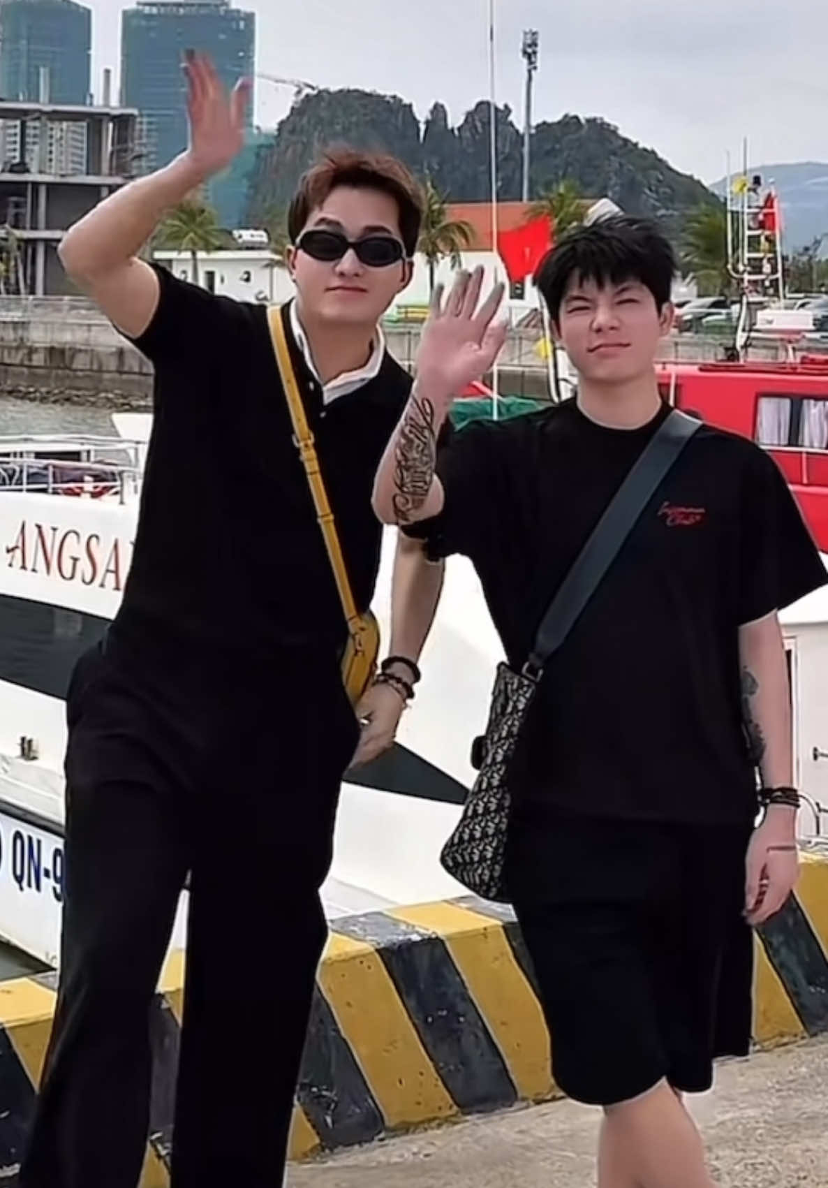 cuteee #trongduong cre: #chiecquatdocauduong 