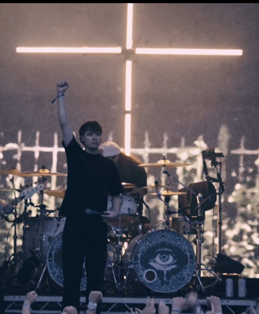 Knocked Loose - Blinding Faith (Live @ Outbreak Manchester 2025) @Knocked Loose  - - - - - - - - - - #knockedloose #kl #bryangarris #hardcorepunk #hxc #metalcore #beatdownhardcore #knockedloosehc #purenoiserecords #youwontgobeforeyouresupposedto #outbreakfestival