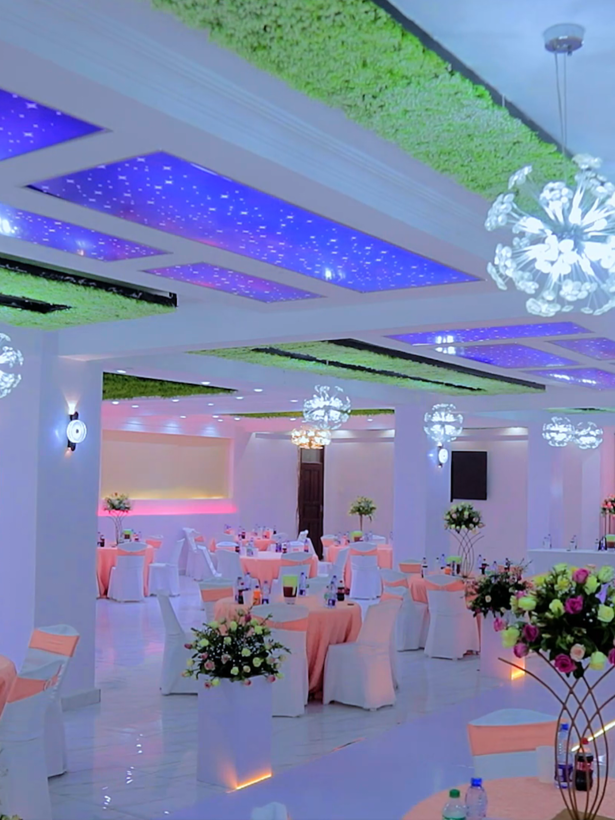SG WEDDING HALL😍#moha4kstudio #weddingtiktok #decoration #nairobitiktokers #foryoupage 
