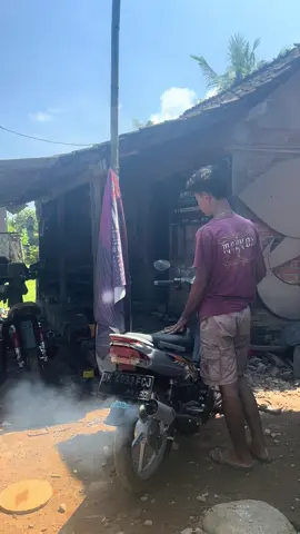 Pedes gurih👿#fyppppppppppppppppppppppp #duastrokegayabebas @el9racingexhaust 