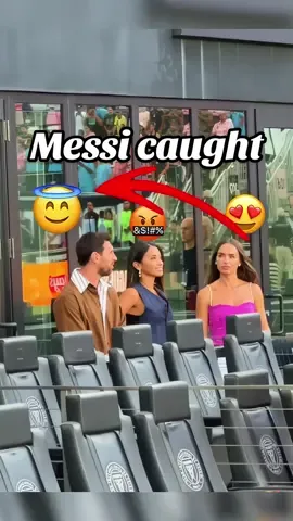 Messi caught on camera in VIP lounge — flirty moment with a friend sparks buzz! 😏🔥 Текст під відео: In the VIP lounge, Messi’s playful side shines as a close friend drops by and flirts — and the cameras don’t miss a thing! Who else loves this rare candid moment? #MessiMoment #messi #leo #creatorsearchinsights 