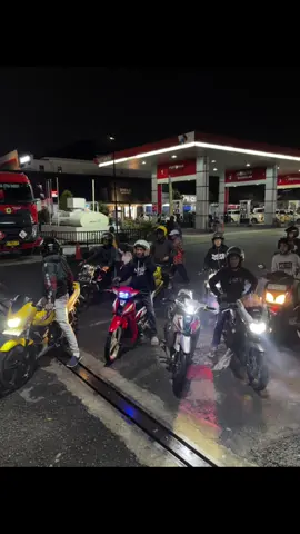 Malming gaule ji        #twostroke #ninjass #ninjar #ninjarr #wonosobo24jam #fyp #fizr 
