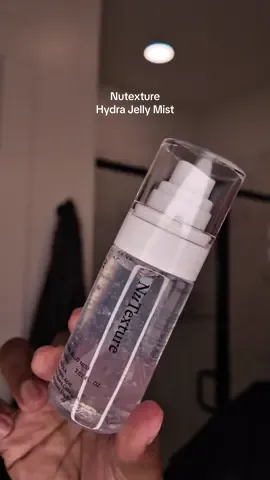 💧Every spritz is a moment of indulgence. Elevate your routine with Nu Texture Hydra Jelly Mist — where hydration meets pure luxury💧@4AM Marketing – Saebyeok Naesi @누텍스처 #nutexture #kbeauty #kbeautyskincare #koreanbeauty #hydration #hydrating #hydratingskincare #jellyskin #glassskin #glassskinroutine #glassskincare #mist #jellomist 