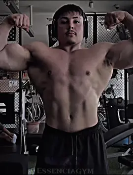 O resultado…. Use meu cupom na @Max Titanium - Loja:essenciagym  #gymedits #bodybuilders #allday #ganley #bodybuilding #viral #maxtitanium #motivação 