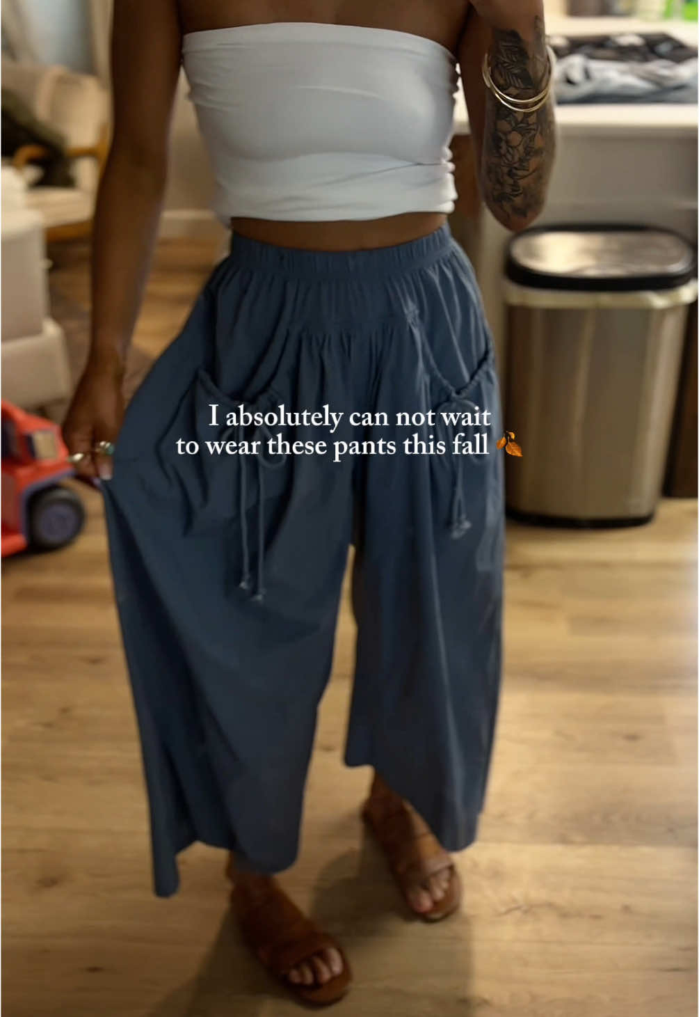 I need these in every color asap @Uaneo   #fyp #tiktokshop #ttshop #tt #ttshopdeals #tiktokshopdeals #tiktokshopfinds #OOTD #momoutfit #inspooutfit #casualoutfits #casualstyle #viralvideo #viral #giftguide #affordablefashion #affordable  #fall #Summer #OOTD #outfitinspo #outfitideas #tiktokshopcreatorpicks #tiktokshopsale #tiktokshopdeals #momfit #tiktokshoploveatfirstfind #tiktokshopdealsforyoudays #restock #women #womenfashion #unaeo #pants #fallfashion #fallfashioninspo #fallfashiontrends #oversized #oversizedpants 
