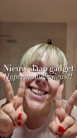 Test met mij men nieuwe magnetische neusstrips. Alles voor een beterr nachtrust I guess :) Ik kocht die van mij op @bol  #hypermobility #hypermobileehlersdanlossyndrome #voorjou #b#vlaamsetiktok 
