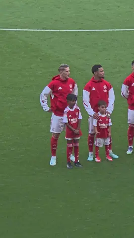 Viktor Gyökeres lines up for the Arsenal @arsenal #Gyökeres #Football 