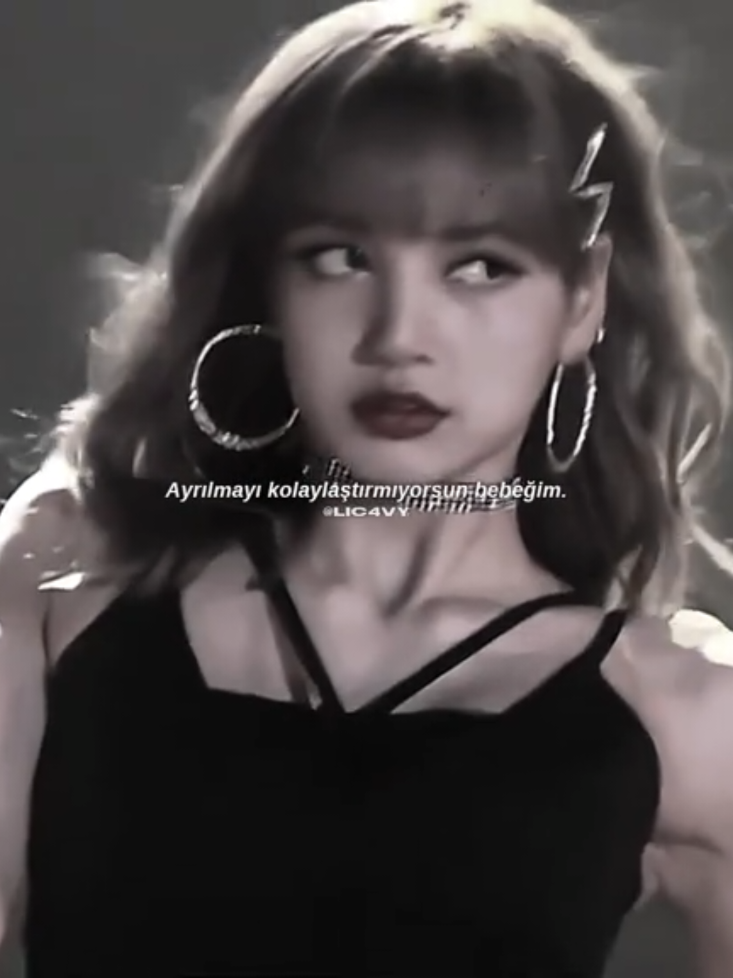 Önceden beni sevdiğini söyledin, arkadaşım olmak istiyorsun??! Acc benimm {#NaBér🤍 #B ’s  #Laotang #06 }   {#NaÉr #E ’s #💙 } {#NâYag🌟  #Y ’s #Ineffable #24 } { #NáLéy #ÐénNâ #SonNá } #viral #global #keşfetalbunu #keşfetedüş #foryoupagе #fyp #keşfet #lisa #viral #edit 