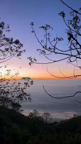 I was tired and cold, but I saw an incredible view in front of my eyes. I’m grateful ✨🤍 #merbabu #merapi #wonderfullindonesia 