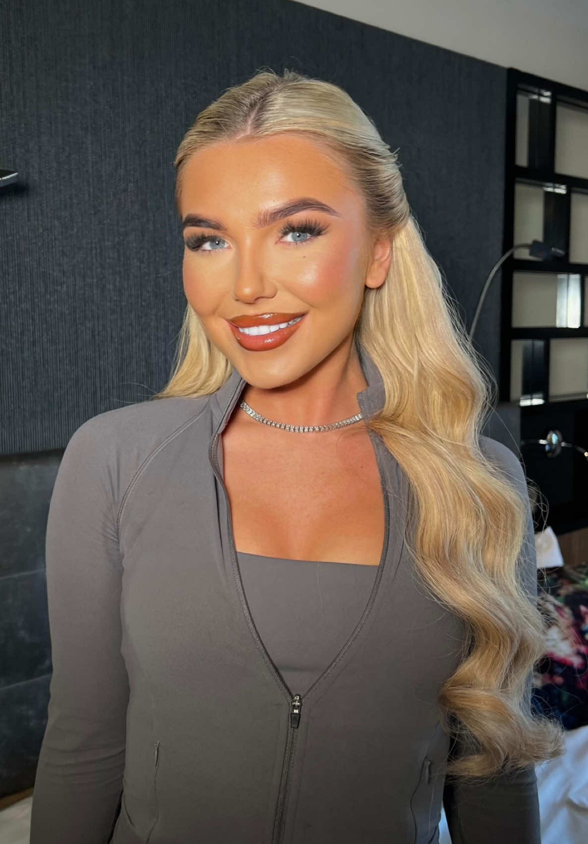 Princess hair for the gorgeous @Lucy Quinn Makeup 💕  #halfuphalfdown #LoveIsland #loveislanduk #hairstylist #londonhair #celebrity #eventhair #fyp 