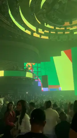 #hclubscbd #hclubscbdjkt #partypeople #partynightclub #partynights #dugemparty #fypシ゚viral #jakartaparty #nightlife #nightparty #jkrtnight #livemusic