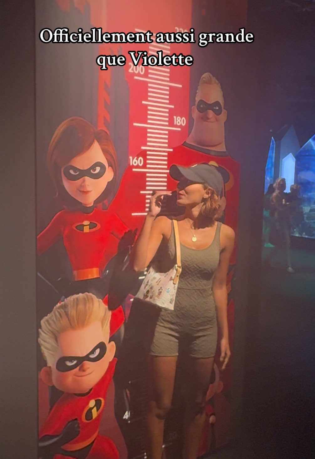 Aussi grande que Shakira aussi 😇 #lesindestructibles #incredibles #disneyexpo100 