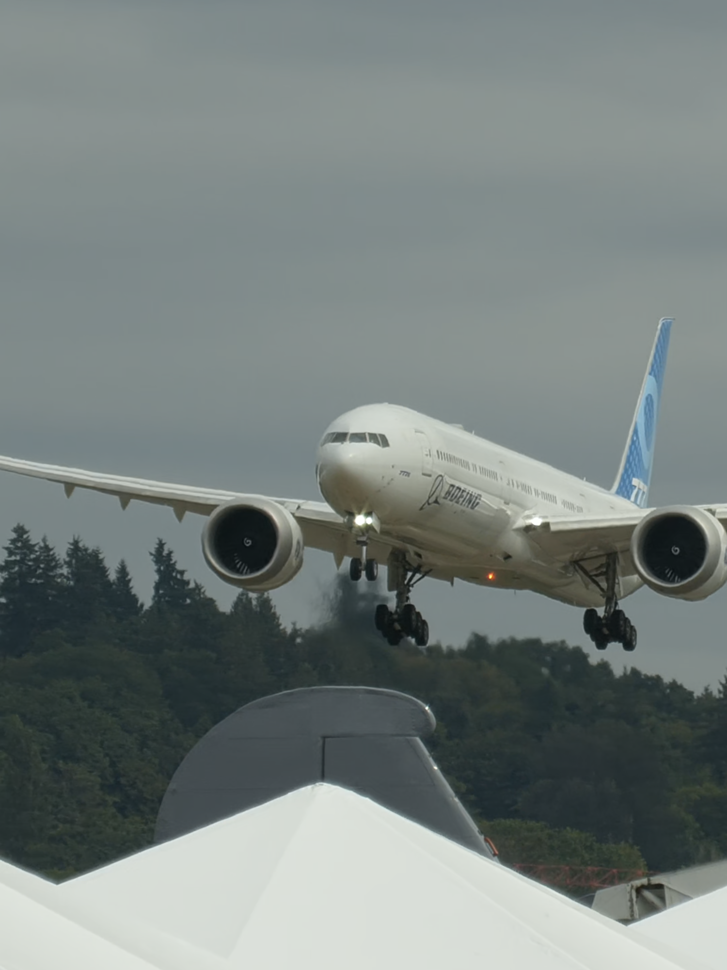 777X (WH003) Landing at Boeing Field after its performance at the Seafair Airshow. Full video is on my YouTube. . . . . #airplane #usa #boeing #777 #777x #seafair #seattle #america #aviation #fyp #fyp