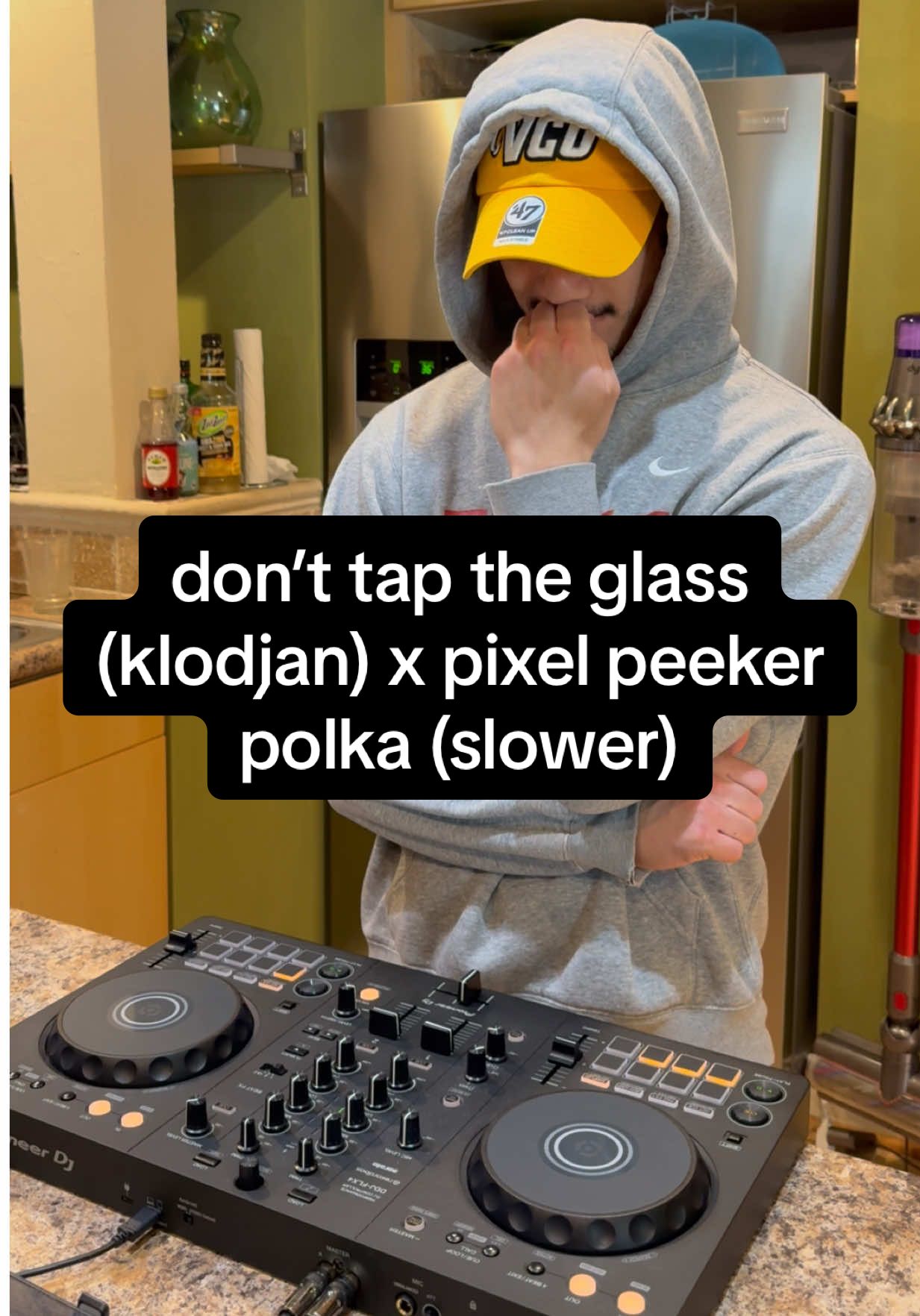 Replying to @cristi Now…why would you have me do this 😭😭😭 Do you understand what they’ll do to me on this app? 😭😭😭😭😭💔💔🥀🥀 #satire #klodjan #donttaptheglass #pixelpeekerpolka #kevinmacleod #dj #djing #djtok #remix #mashup #djtransition #djtransitions #djmashup #djmashups #beginnerdj