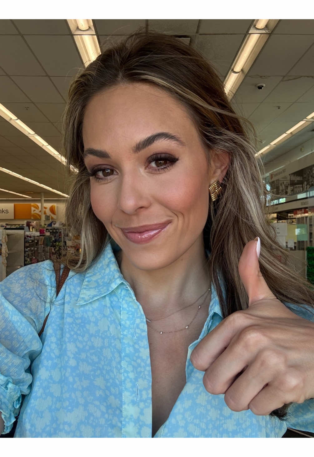 GRWM after I forgot my entire makeup bag in Chicago 😭 #fyp #cubs #grwmroutine #drugstoremakeup #funny 