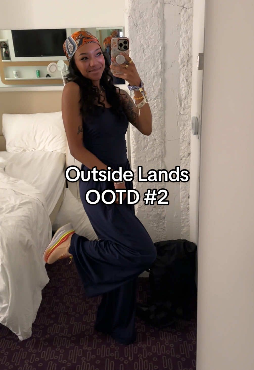 dressed & ready for day 2 @Outside Lands!! 💙🌿🎶🦋 @Clove Shoes Forte on deck again 🍊 #OSL #outsidelands #outsidelands2025 #OOTD #musicfestival #sanfrancisco #goldengatepark #goclove #withlove #clovecollective 