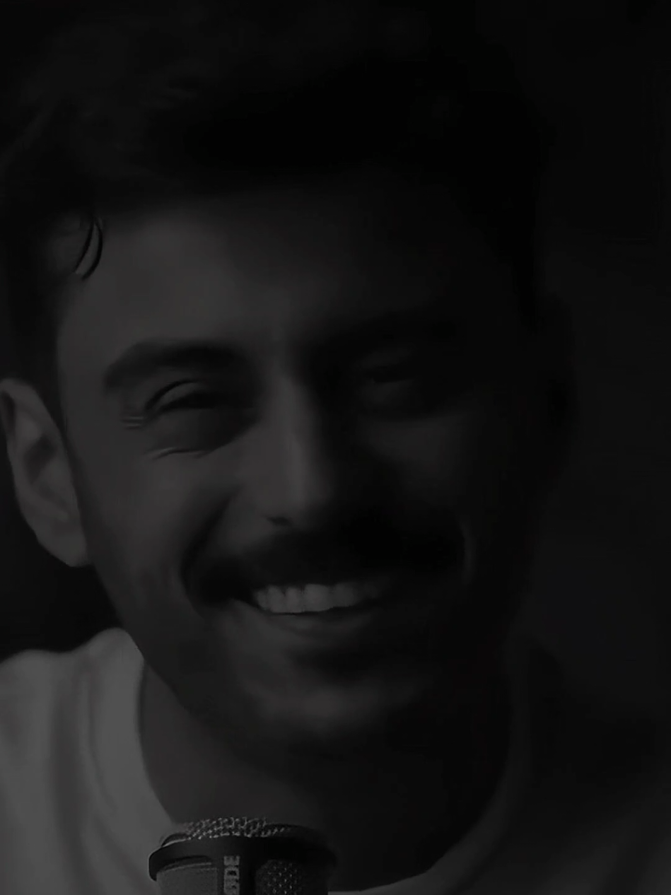 اذا گنت تحبنـي او تكـرهني:#مشاري_بودريد.🤭🤭🤭 #خواطر #ستوريات #explore #trending #tiktok #fouryou 