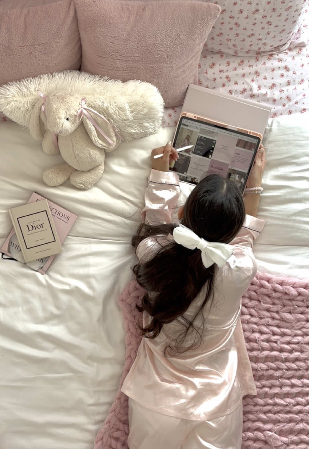 So so excited to try this 🫶💕 #ipadair #ipad #applepencil #apple #ipadnotes #ipadtips #unboxing #ipadunboxing #goodnotes #digitalnotes #ipadair5 #ipadairunboxing #fyp #foryou #foryoupage #fall2025 @apple @Goodnotes App 