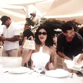 its almost Kylies birthday @Kylie Jenner #kyliejenner #kyliejenneredit #fanpage #foryoupage #viral #23sebo 