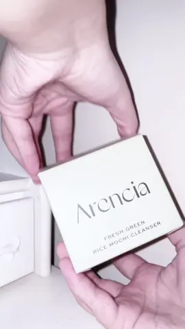 my fav cleanser when removing my makeup 💗💗  @Arencia  #arencia #cleanser #koreanskincare #kbeauty #wonyoungism #Viral #foryoupage 