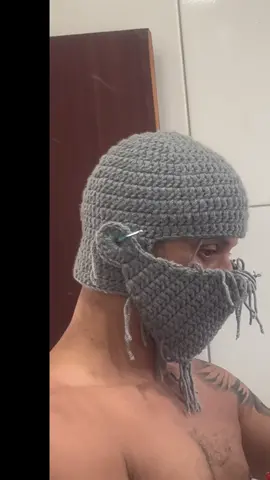 Elmo do cavaleiro de crochê. #crochet #elmo #cavaleiro #medieval 