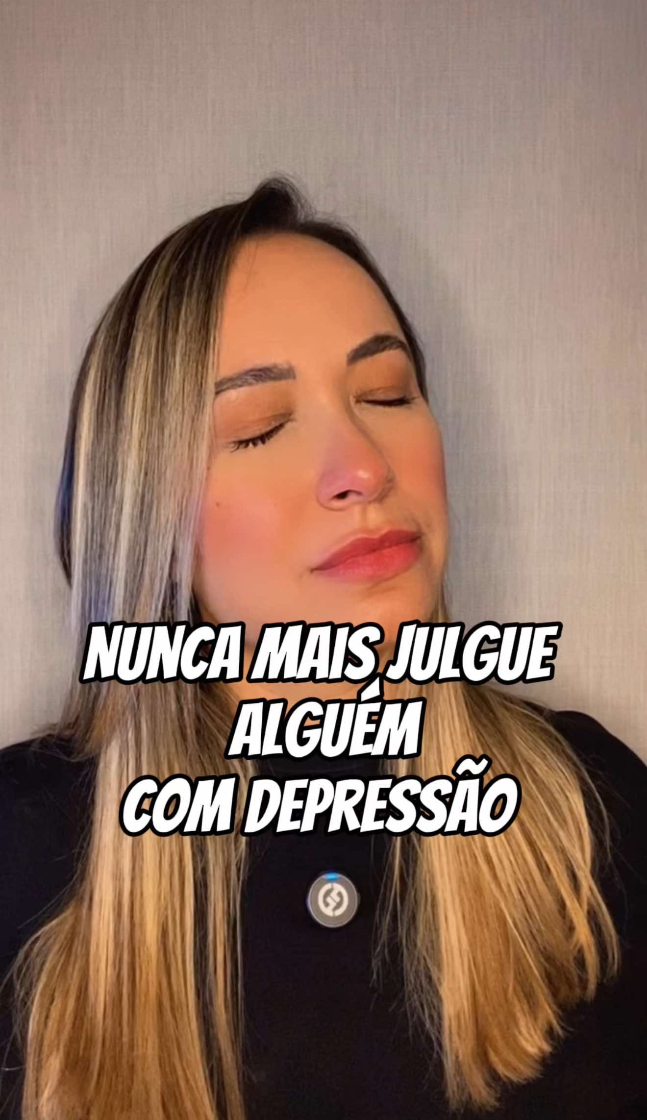 Nunca mais julgue alguém  que sofre depressão… . . . . #depressao #depressão #depressionanxiety #tristeza #reflexao #psicologa #depressaonaoefrescura 
