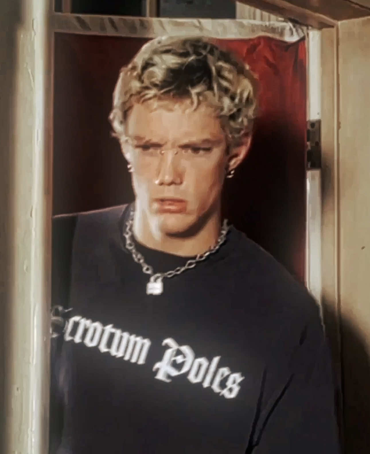 him in this movie tho #senseless #senseless1998 #senselessedit #marlonwayans #matthewlillard #timlaflour #timlaflouredit #fyp #editing #editor 