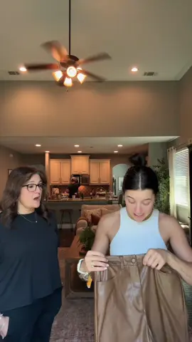 We don’t do bullying around her so BE NICE!! Try- on haul coming soonnnn @KimSimpsonDesigns #firstyearteacher #newteacher #elementaryteacher #classroomoftheelite #OOTD #thrifting #momanddaughter #teachertok #teacheroutfitcheck 