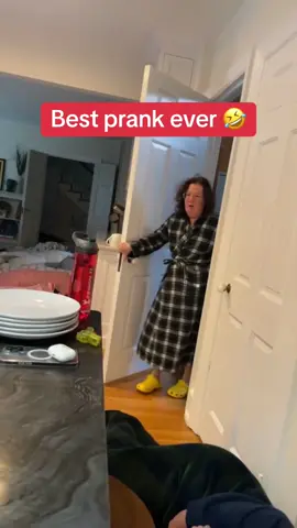 They snuck into their principal’s house for a senior prank 😭 #school #seniors #funny (via sasdelaware/IG)