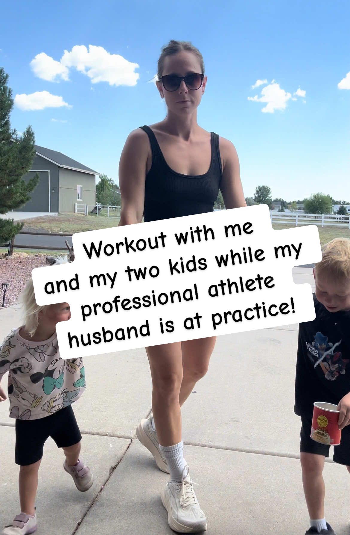 Full body mama workout! Had to get it done with the kiddos in tow which is always fun!  #olebrandselect #mom #momof2 #SAHM #proathlete #athlete #stayathomemom #hiitworkout #momlife 