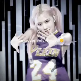 #ROSE: oioi bests, como vocês estão?? fui no parque de diversão com as migas ontem😝😝 era pra mim ter postado esse vídeo antes mas acabou acontecendo um rolê aí e acabou não dando😓 #blackpink #fy #gcfgoo #kpopedits 