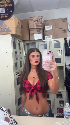 #twinpeaksgirls #twinpeaksrestaurant #twinpeaks #foryoupage 