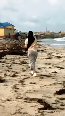 xabadan lifa isaran original #africa  #somaliatiktok #football #baydhabo_janaa @Anfac jano 👸❤️ #BbYO Zuzu😋 
