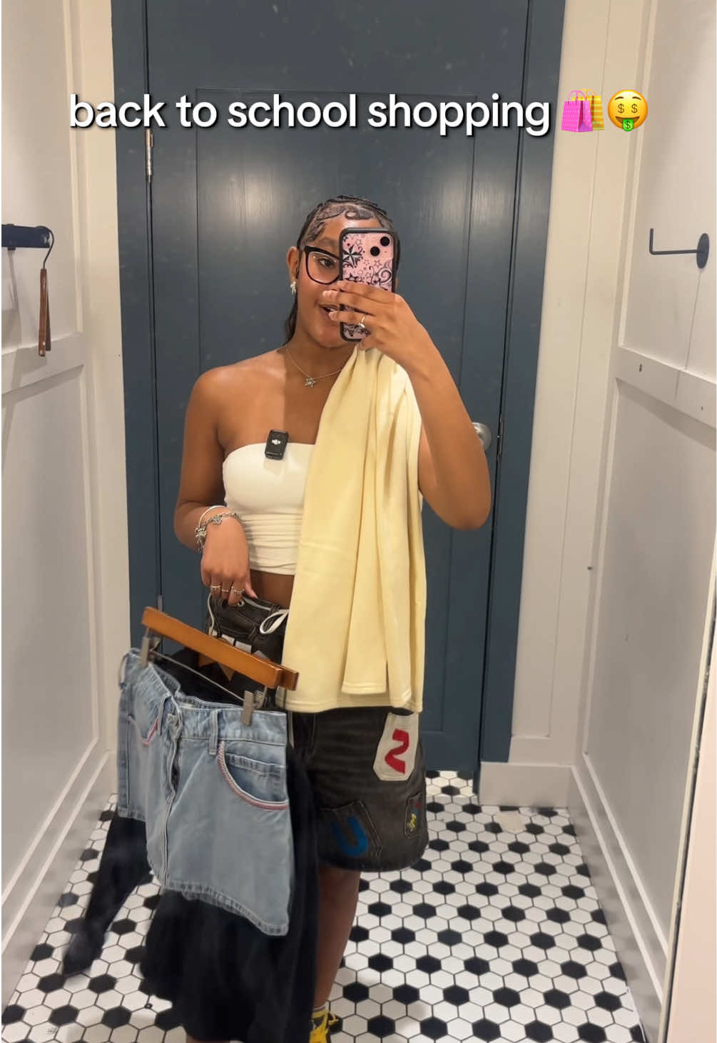 I just love hollister down!! Stay tuned for my back to school haul coming this week! 💞  - @hollister @lululemon #fyp #backtoschool #hollister #tryonhaul #clothes #OOTD #outfitinspo #shopping #maddygrace #viral #trending #foryoupage #outfitideas #fahiontiktok #teenfashion 