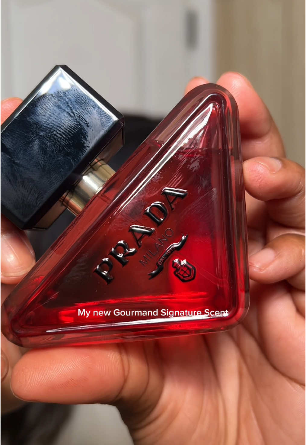 Prada Beauty Radical Essence 😍 a true gourmand for the gourmand girlies @pradabeauty #PradaBeauty #GiftedByPradaBeauty #PradaParadoxe  #ParadoxeRadicalEssense @sephora 