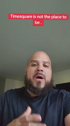 timesquare is not the place to be.  #fyp #viral #newyork #newyorkcity #timesquare #crime #dangerous 