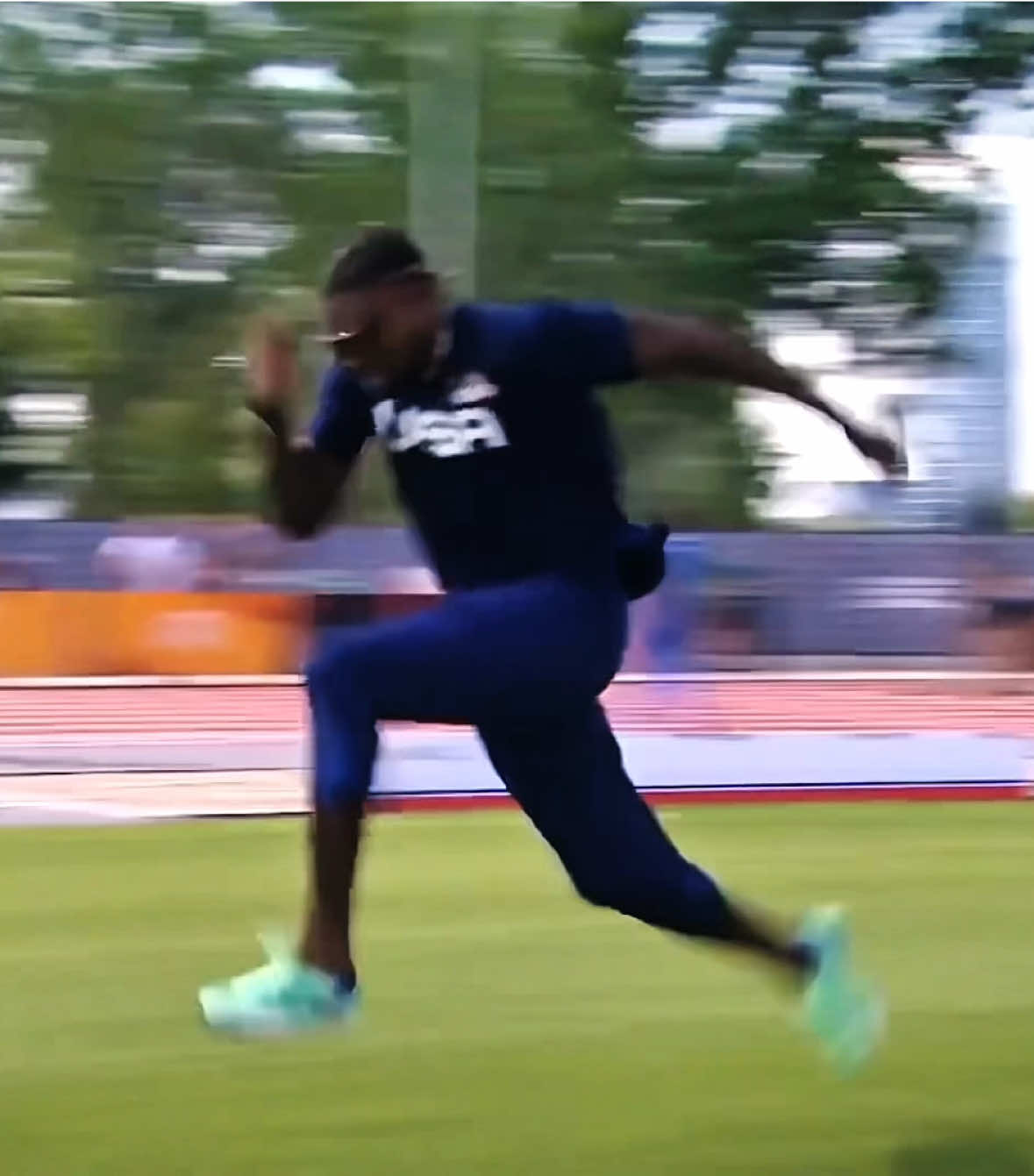 Great changes in five years #noahlyles #trackandfield #sprinter #Running