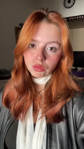 Mi mejor amiga es wapa wapa @xinna✧*ੈ 