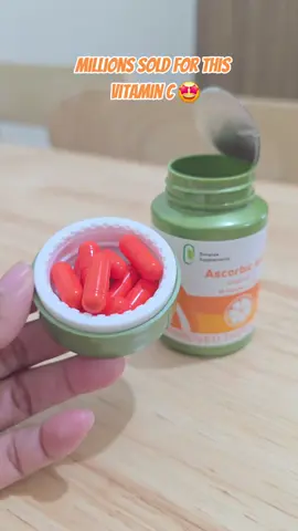 HINDI LANG PAMPAGANDA, PANGKALUSUGAN DIN! 💊🍊 Laging pagod? Laging sakitin? Baka kulang ka sa Vitamin C! ✨ Pampalakas resistensya ✨ Pampakinis ng balat ✨ Pampabloom ang aura! Simulan mo na ‘to — isang capsule araw-araw, healthy ka everyday! #VitaminC #boostyourglow  #immunityboost  #skincarefromwithin  #tiktokfindsph 