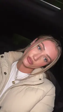 When your surgeon understood the assignment 🙌🏼 Obssesed with myself and ari ♡ #rhinoplastyturkey #nosejob #turkey🇹🇷 #arianagrande 