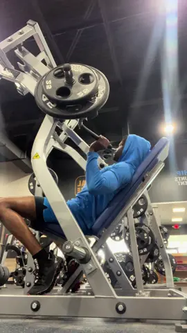 Their are about 3 exercises that didn’t make it into today’s video to today’s video. #workout #gym #shoulders #GymLife #life #drafts 