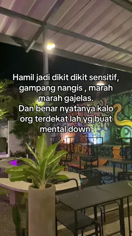 Kau berharap apa sama org yg lagi hamil tua ☺️ #moodbumil #bumilcantik #bumil #bumiltm3 #bumilaktif😄 #trimester3 #masyaallahtabarakkallah #pregnancy 