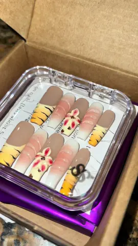 go check out 😍😍@Blilido Nails #pressonnails #pressons #cute #inlove #nails #fypシ #foryoupage #backtoschool #fy 