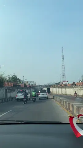 Underpass mana?? #mentahan #bahanstory #jalanjalan #perjalanan #nyetirmobil #malang 