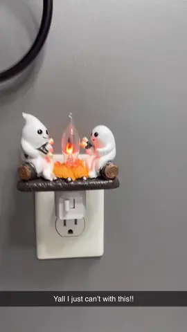 #halloweendecor #ghostsdecor #holidaynightlight 